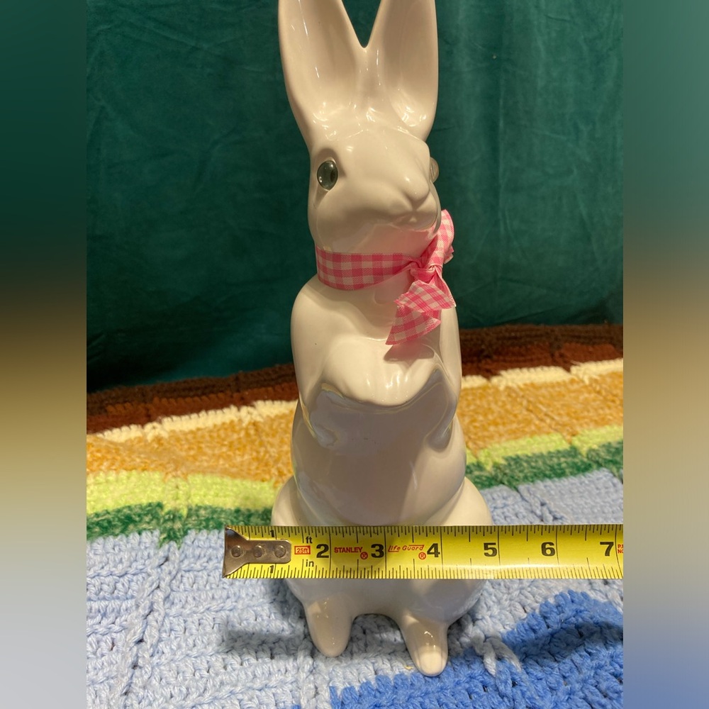 White Alert Easter Bunny Rabbit Portugal Ceramic Spring Decor - Picture 16 of 16
